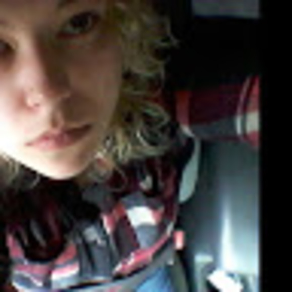 Meet your Posher, Sequoia - Picture 1 of 1